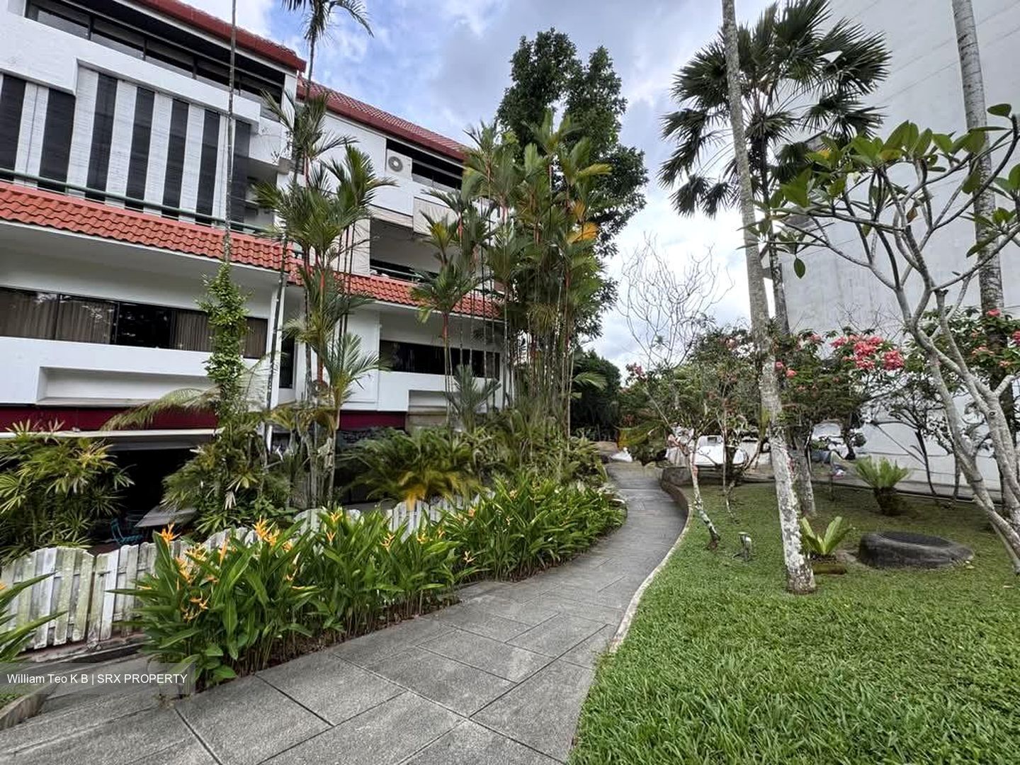 Villa Delle Rose (D10), Condominium #584378891